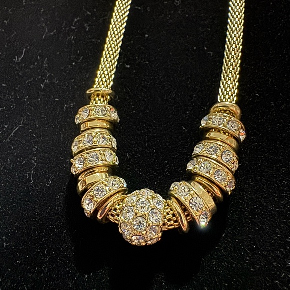 Retro Signed Ann Klein Gold Tone Necklace With Clear Crystals On Sliding Charms - Picture 4 of 4
